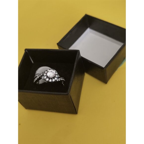 Italian Sterling Silver 925 Women's Size 7 Ring Cubic Zirconia Engagment Cut - Picture 8 of 9